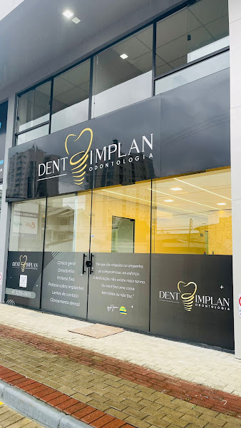 Foto 2 de Dent Implan odontologia