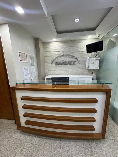 Foto 2 de DentACC Centro Odontológico - Implantes Dentários