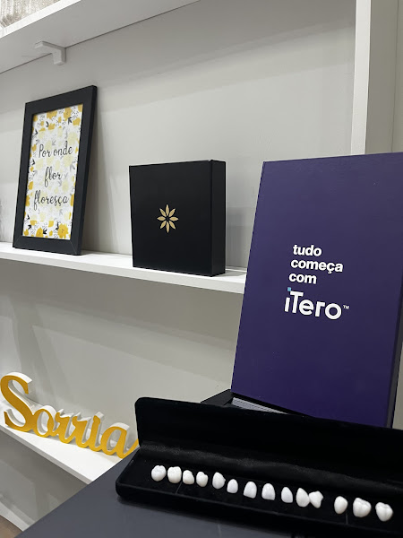 Foto 3 de Dental Supreme Dra Suzan Ferreira