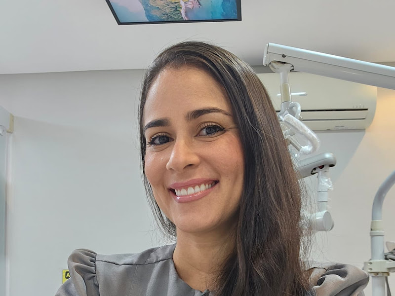 Foto 13 de DENTARE a sua Clínica Odontológica em Vilas do Atlântico - Implantes Dentários e Aparelhos Ortodônticos