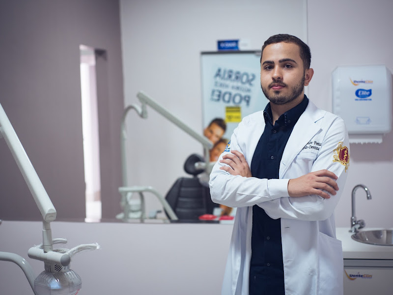 Foto 5 de Dente Plus - Consultório Odontológico 24 horas