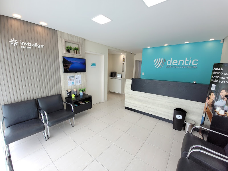 Foto de Dentic Odontologia Especializada | Invisalign | Iririú Joinville SC