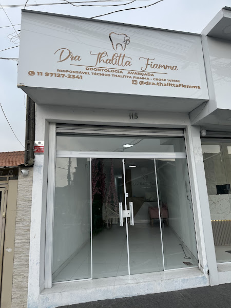 Foto 2 de Dentista 24 horas Consultório Dra Thalitta Fiamma