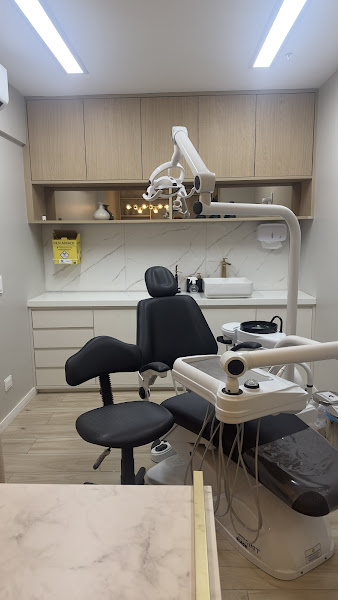 Foto 2 de Dentista 24 Horas - Dr. Tércio Câmara