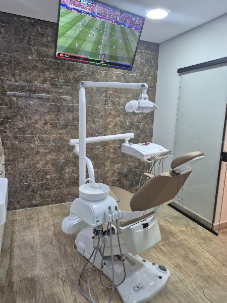 Foto 2 de DENTISTA 24 HORAS - MOGI DAS CRUZES - DR. HEITOR BRASIL