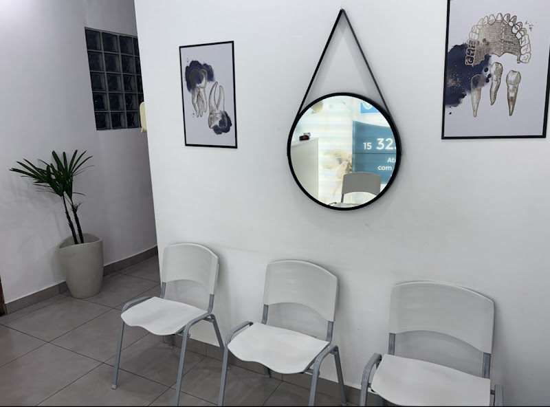 Foto 3 de Dentista 24 Horas Urgência e Emergência