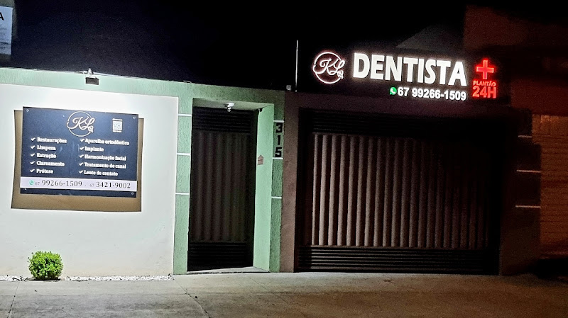 Foto 2 de Dentista 24h - Dra Karoliny Lima