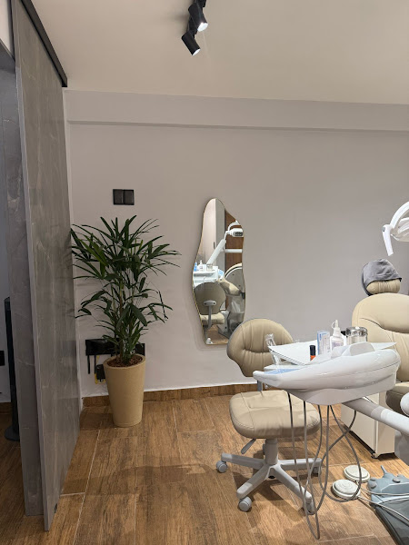 Foto 2 de Dentista 24h Intermares - Cabedelo | Clínica Correia Diniz