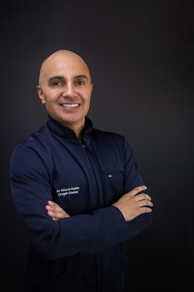 Foto 2 de Dentista 24h Mogi das Cruzes - Dr. Eduardo Paulino