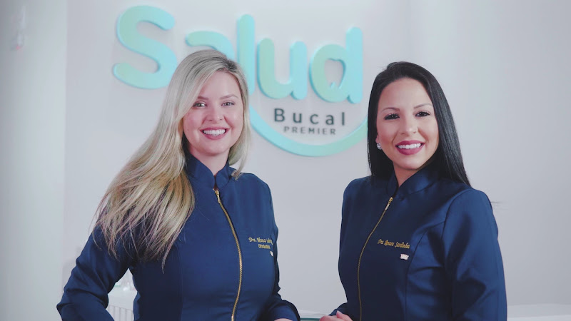 Foto 3 de Dentista 24hs Dra. Renata Sardinha - Facetas, Harmonização, Botox, Preenchedores, Endodontia, Cirurgias e Extrações.