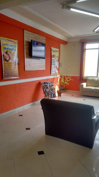 Foto 2 de Dentista