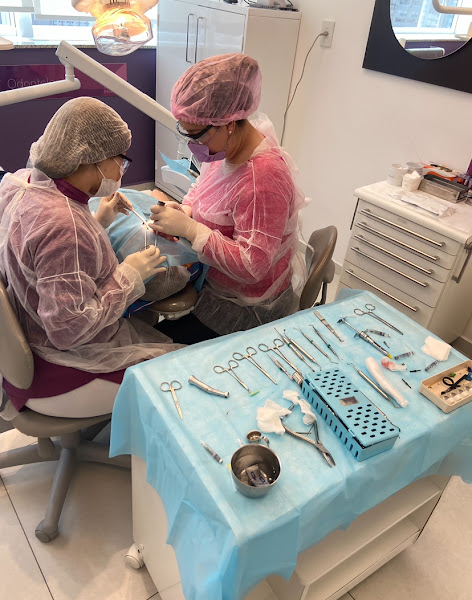 Foto 2 de Dentista Adriana Vale