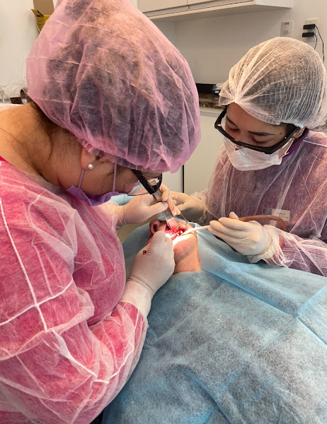 Foto 3 de Dentista Adriana Vale