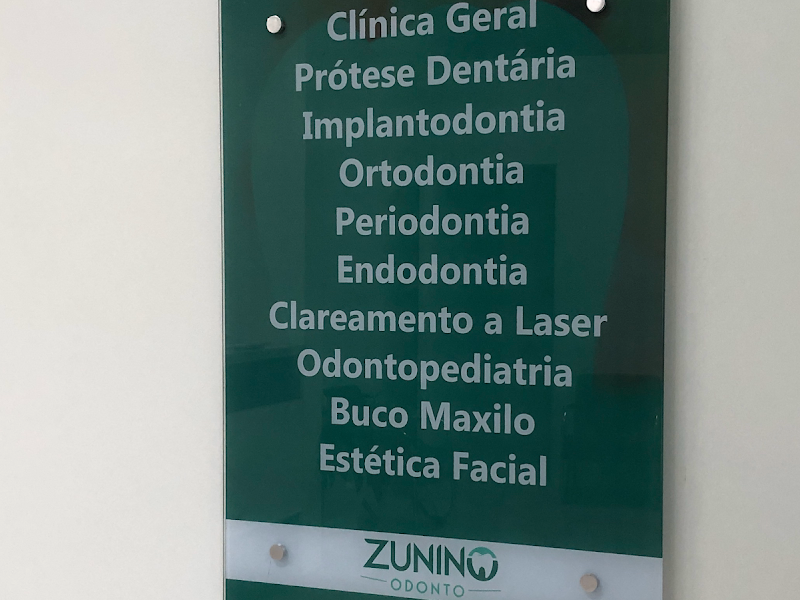 Foto 2 de Dentista Alexandre Zunino