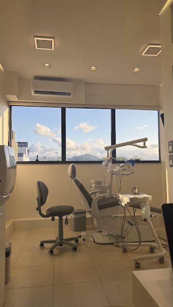 Foto 2 de Dentista Ana Cecília Gouvea – Consultório Odontológico Corpus Lab