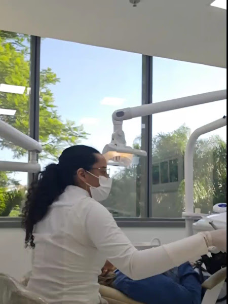 Foto 2 de Dentista Ana Clara Castilho