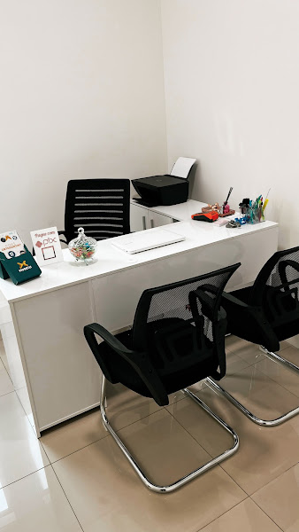 Foto 3 de Dentista Ana Claudia Martins