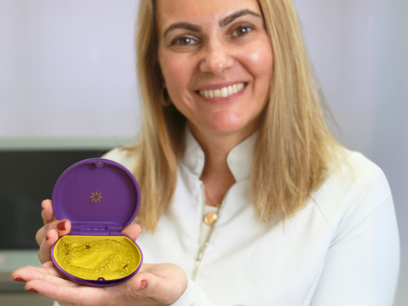 Foto 7 de Dentista Belenzinho-Belém Dra. Nathália Vivaldini. Limpeza, ortodontia, Alinhadores, clareamento, implantes, próteses, canal.