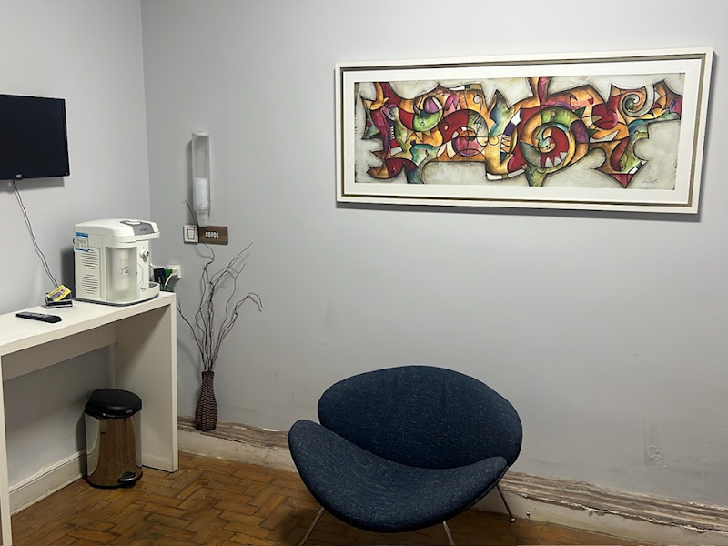 Foto 3 de DENTISTA BRAS - ODONTOLOGIA FERRAZ