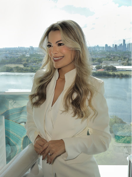 Foto de Dentista Camaragibe - Dra. Marília Correia