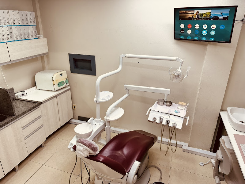 Foto 3 de Dentista Canoas Dr. Haroldo Machado de Souza