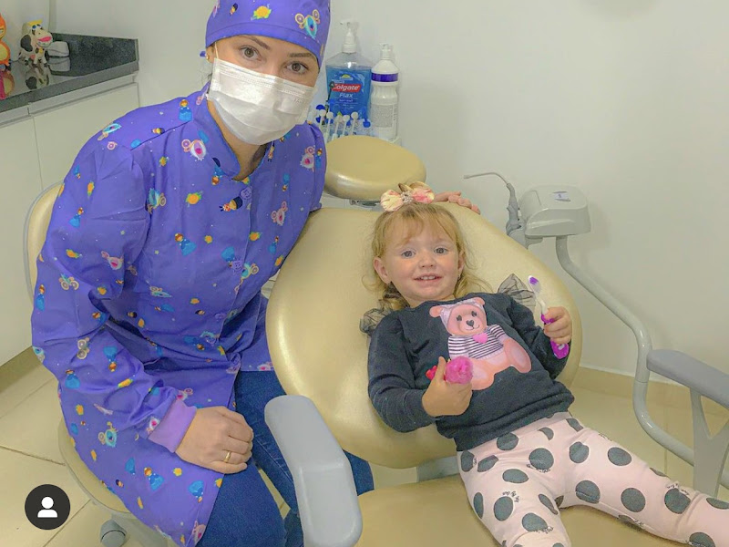 Foto 3 de Dentista Carlize Vincenzi