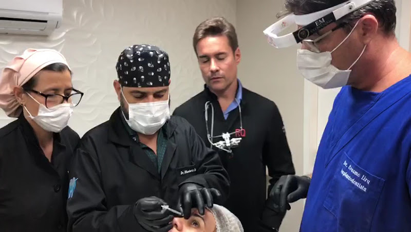 Foto 3 de DENTISTA CARUARU | DR. WAMBERTO MAIOR