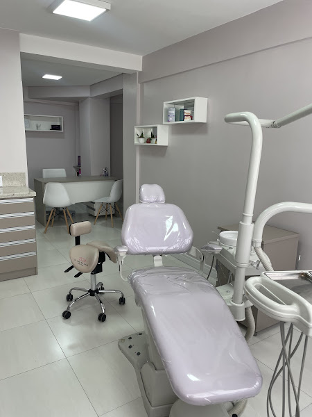 Foto 2 de Dentista Catiana Mara Andreolla