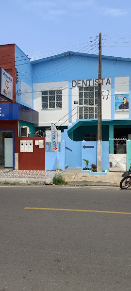 Foto 2 de Dentista Cristiane Brelaz