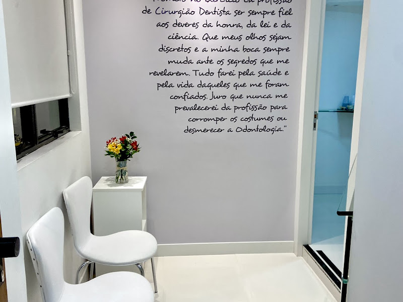 Foto de Dentista Cristina Carvalho - Clínico Geral e Prótese - Porto Alegre (Uniodonto)