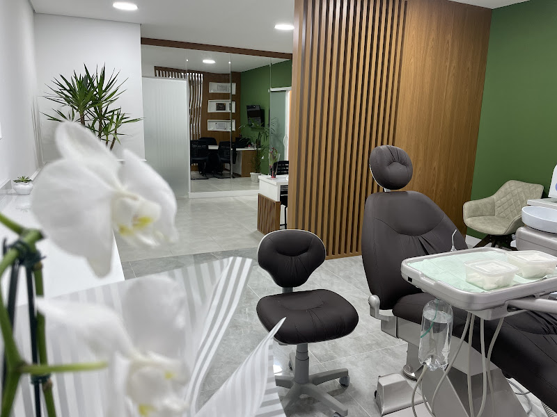 Foto 7 de Dentista Curitiba - Ame Odontologia | Dra. Juliana de Andrade Mendes