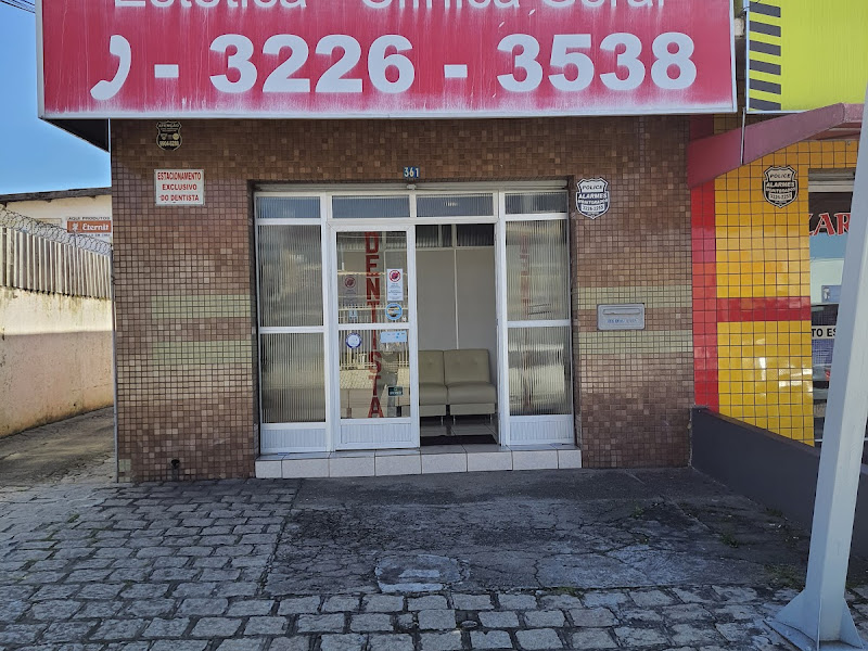 Foto 2 de Dentista Daniel Cruz Choque