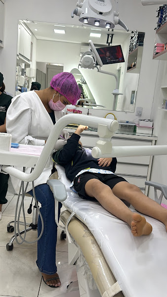 Foto 2 de Dentista Deise Kattiele