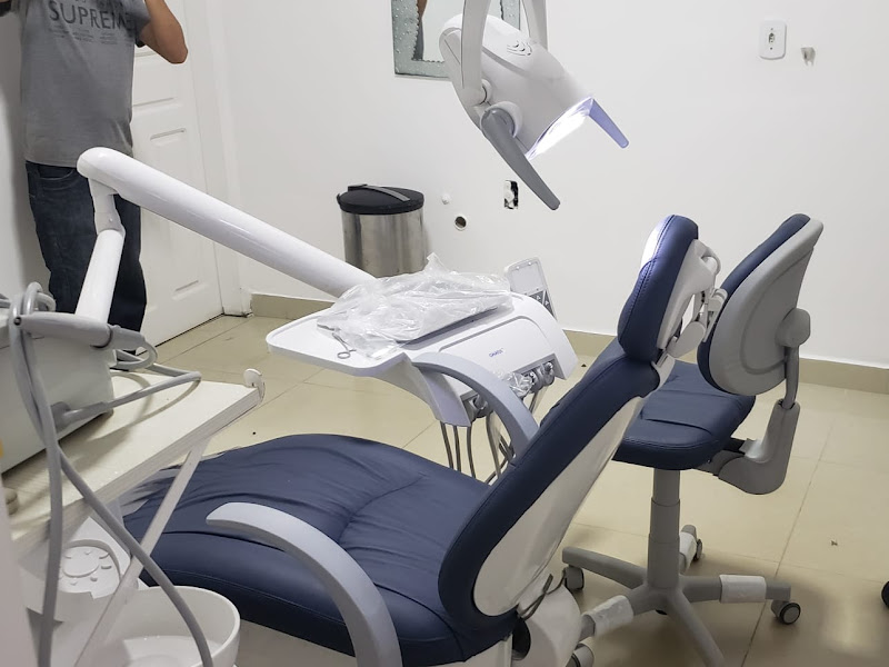 Foto 2 de Dentista - Dimice Aguiar - Parintins AM