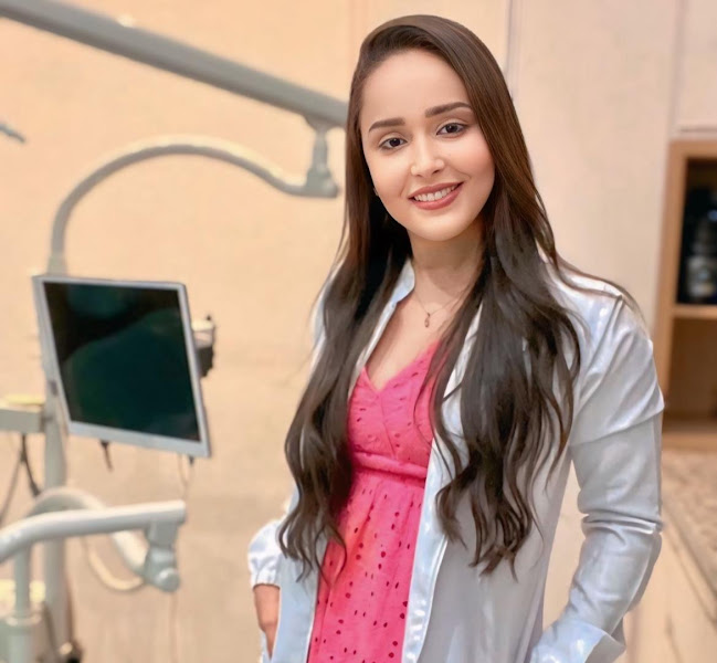 Foto 2 de Dentista Divinópolis- Dra Daiany Araújo