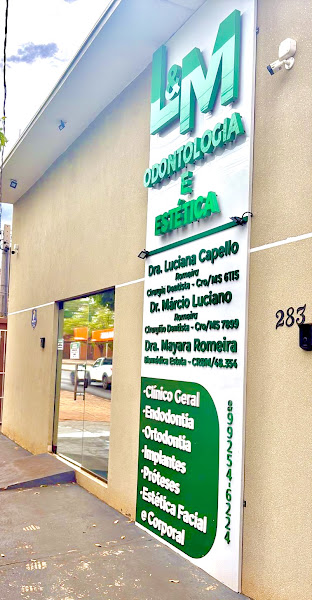 Foto de DENTISTA DOURADOS L e M odontologia e estética.