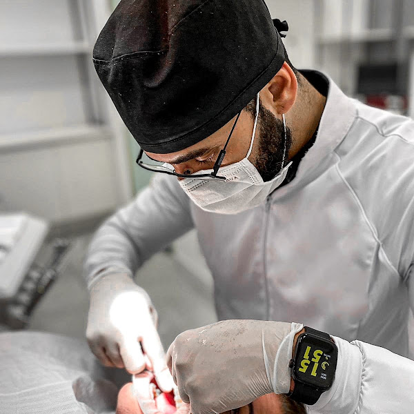 Foto 2 de Dentista | Dr. Brunno Nepomuceno | Lentes Cerâmicas e Facetas em Resina Premium
