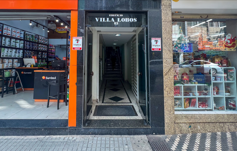 Foto 2 de Dentista Dr. Cláudio Delestre e Dra. Carla Sena - Clareamento Dental | Bruxismo