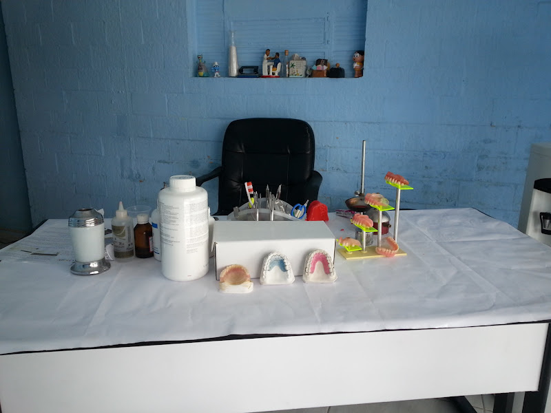 Foto 3 de Dentista Dr. Denis Pereira