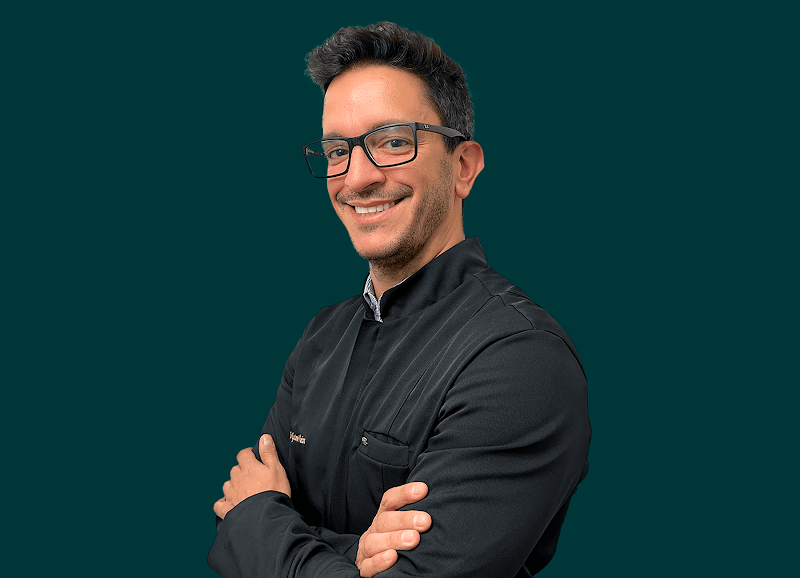 Foto 2 de Dentista Dr. Gustavo Vieira - Especialista em Prótese Dentária em São Paulo - Oral Sin Implantes