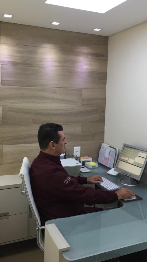 Foto 2 de Dentista Dr. Jacques Aguilar