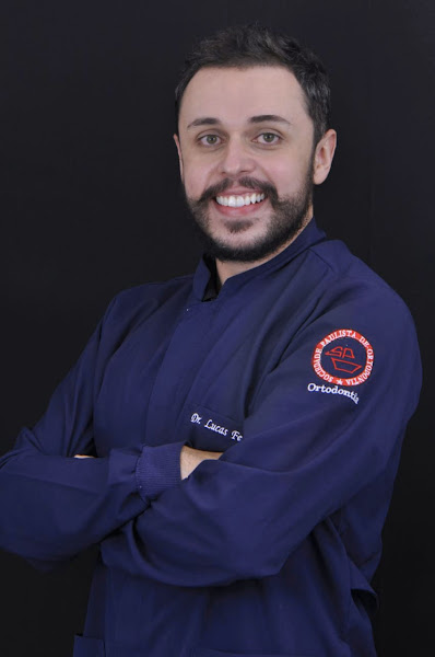 Foto 2 de Dentista - Dr. Lucas Fernandes Facetas Alinhador