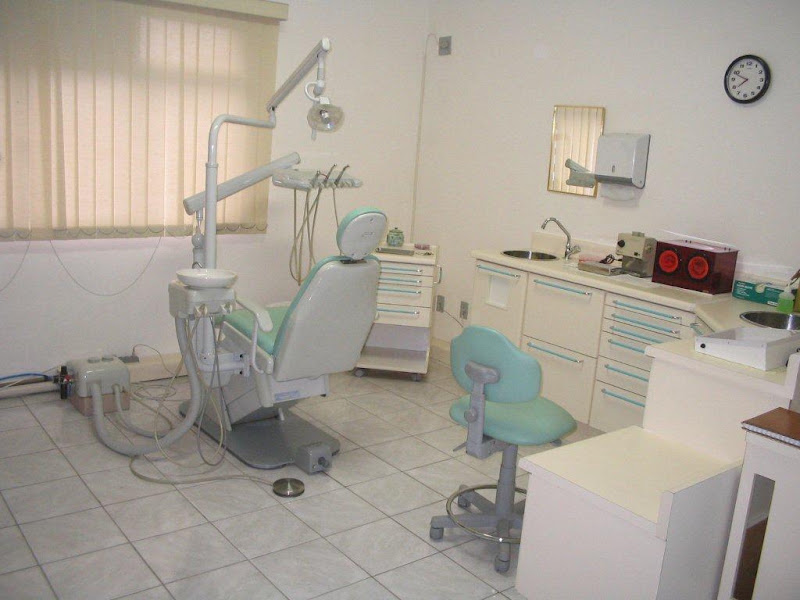 Foto 2 de Dentista Dr. Marco Antonio de Oliveira Vaz