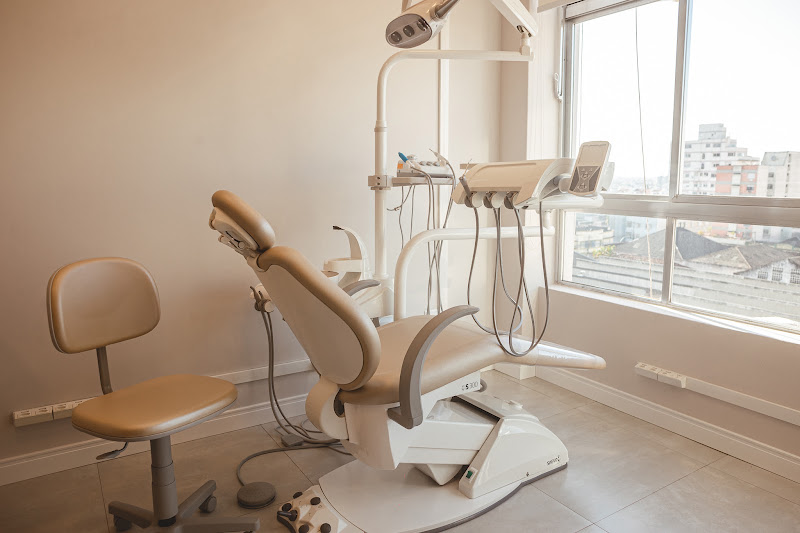 Foto 2 de Dentista Dr. Matheus Henke