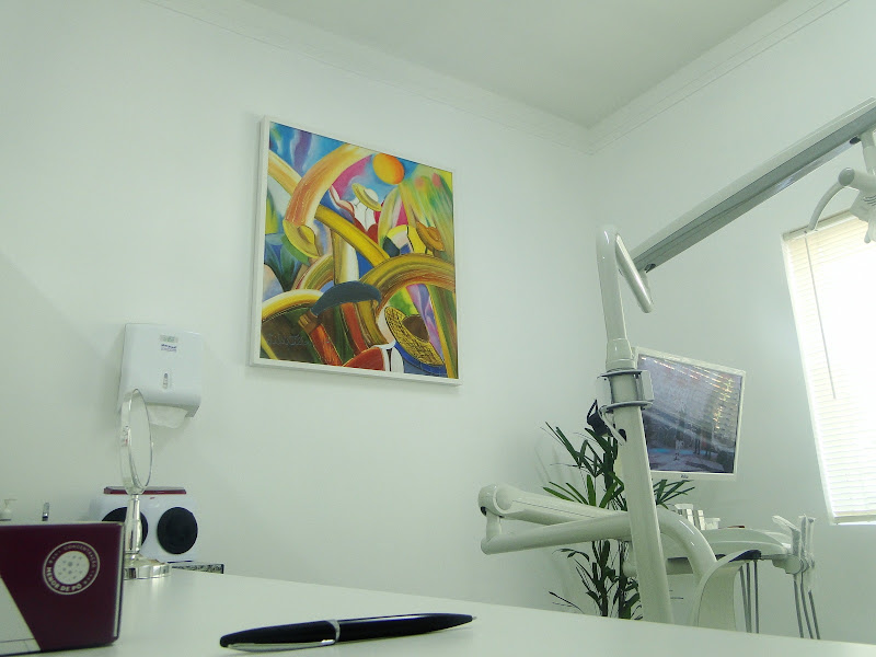 Foto 3 de Dentista Dr Maurício Próteses Implantes Itaquera ortodontia