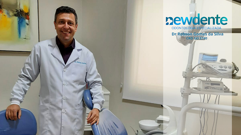 Foto 2 de Dentista Dr Robson Gomes da Silva