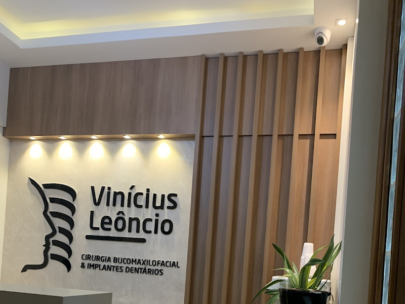 Foto de Dentista - Dr. Vinícius Leôncio