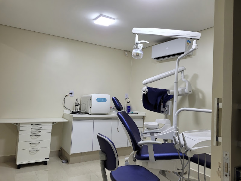 Foto 2 de Dentista Dr Wesley Teixeira
