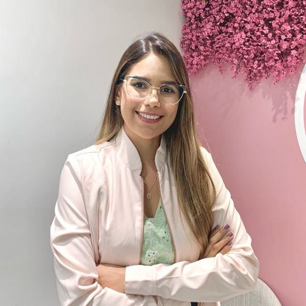 Foto 2 de Dentista Dra Adriene Karoline