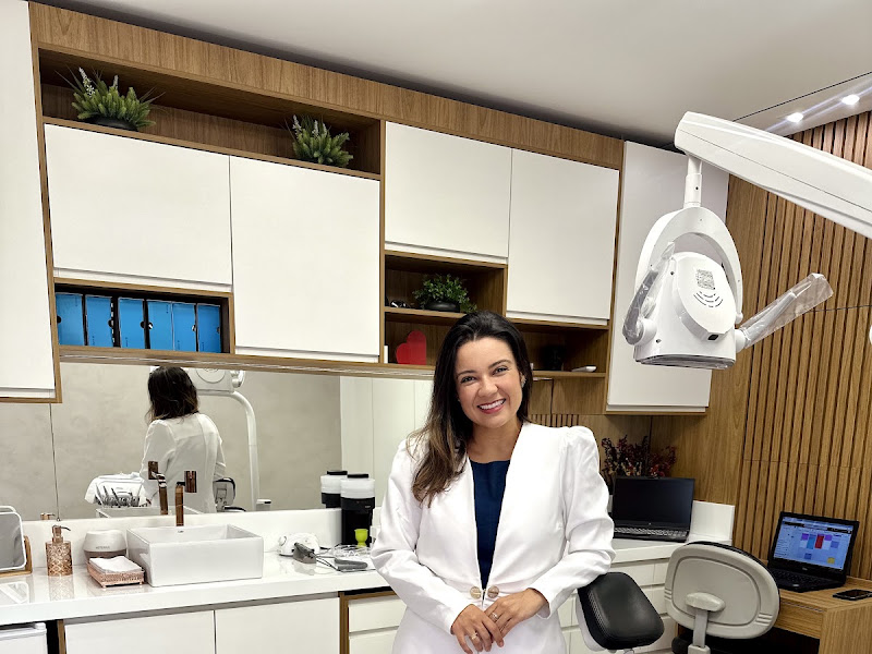 Foto 2 de Dentista Dra Ana Paula De Almeida
